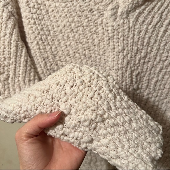 White knit hooded sweater forever 21 - Picture 4 of 5